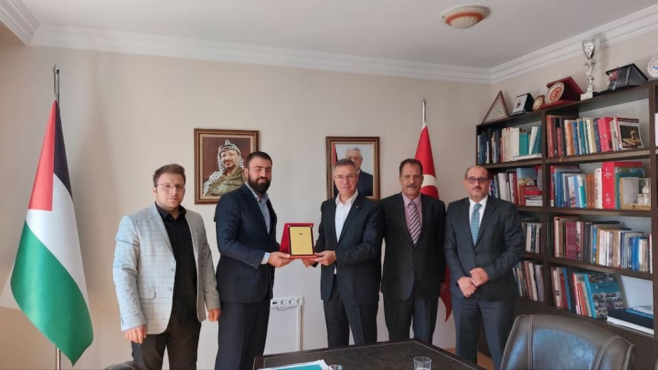 Mavi Marmara Derneğinden Filistin Türkiye Büyükelçisine Anlamlı Ziyaret